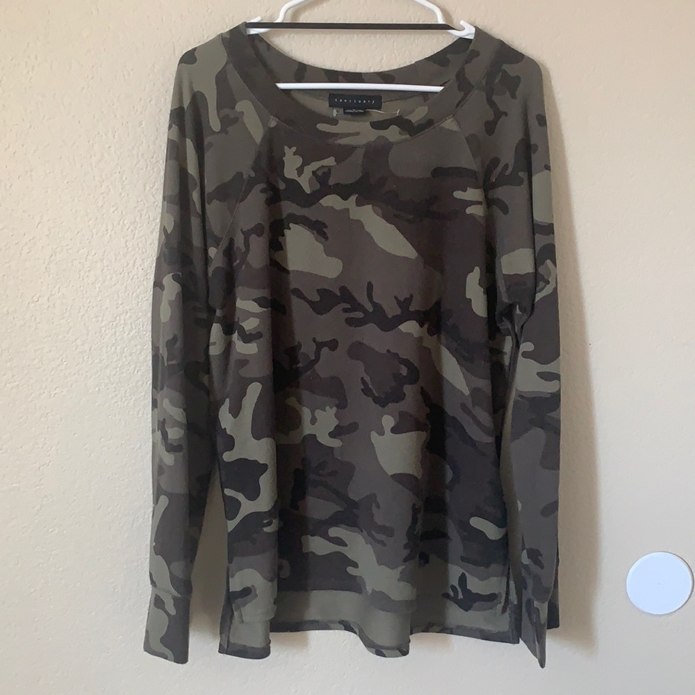 Camo Sweatshirt Top: Sanctuary